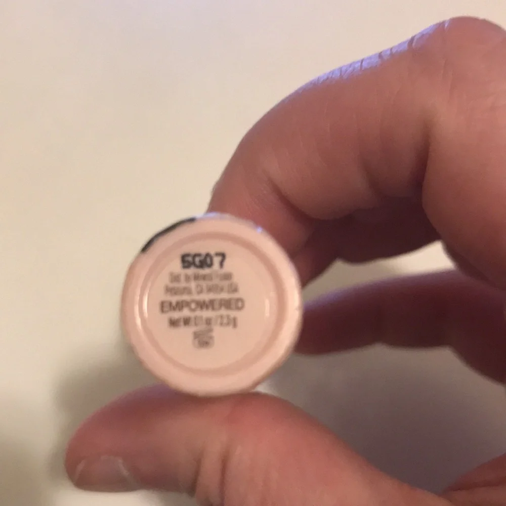 Mineral Fusion Sheer Moisture Lip Tint - Empowered